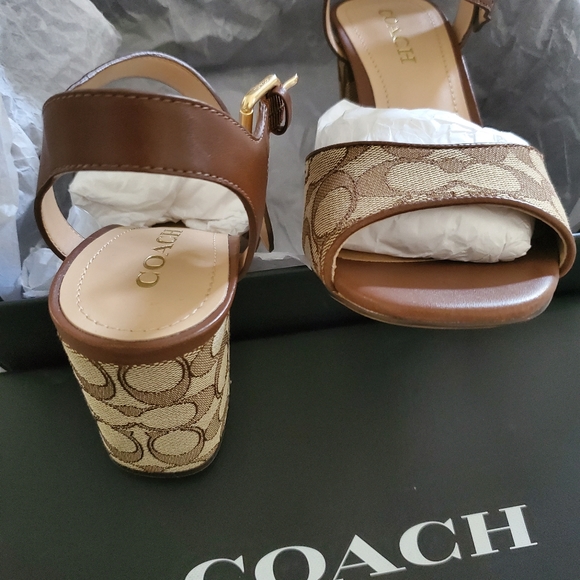 NIB Beautiful Marla Block Heel Sandal In Signature Jacquard~Canvas Leather - Picture 4 of 10